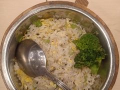 黑松露鸡粒炒饭-避风塘(宝山万达店)