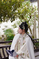 -一揽芳华汉服旗袍体验馆(拙政园店)