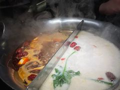 -湊湊火锅·茶憩(上海合生汇店)