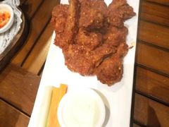 -Hooley's活利仕西餐厅(珠江新城店)