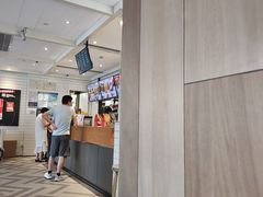 -肯德基(成山路地铁站店)