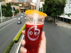 奶霜莓莓果茶-CoCo都可(新街店)