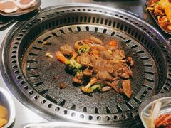 -马路牙子烧烤音乐酒馆(望京店)