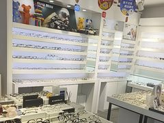 -浮光眼镜·蔡司视觉合作·数字验配中心(陆家嘴店)