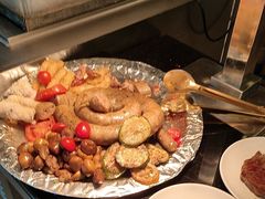 -圣丰索菲特·2 On 988 Café 自助餐厅