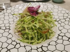 萝卜丝拌海蜇-蝶园·装修中(BFC外滩金融中心店)