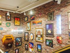 -LINE FRIENDS Garosu-gil Flagship Store