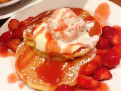 -Pancakes on the rocks(Darling Harbour)