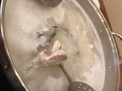 -正能量脆肉鲩火锅