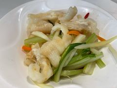 爽口脱骨凤爪-渝信川菜(工体店)