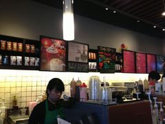 -星巴克臻选(莘庄仲盛店)