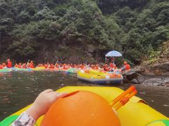 -安吉龙王山峡谷漂流