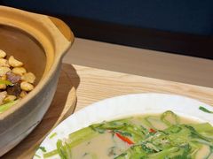 -滋味满屋美食坊(上海街店)