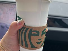 -星巴克(上海虹桥新天地二店)