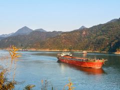 -羚羊峡古栈道森林公园