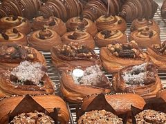 -VERIE BAKEHOUSE