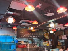 -鲜入围煮花胶鸡海鲜火锅