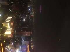 -云顶旋转自助景观餐厅