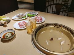 -余欢领鲜火锅(新街口店)
