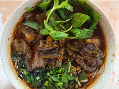 -铭记嘎洒生态鳝鱼(迎春街店)