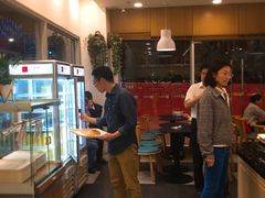 面包甜点陈列柜-可颂坊(中心书城店)