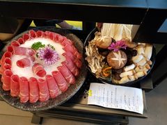 -彩云南七彩一锅