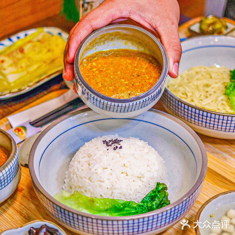 一碗来自苏州阳澄湖的蟹黄面，好吃到哭！