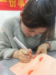 点击看大图 -慕拉美甲美睫皮肤管理