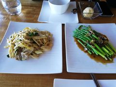 土猪肉炒鲜竹笋-无有景观餐厅·铜瓢牛肉·下午茶