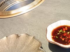 -铭牛烧肉·和牛海鲜自助(高新月牙湖店)