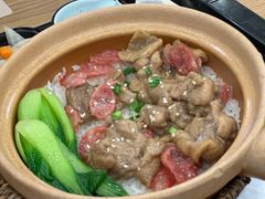 -煲仔皇腊味煲仔饭(经四万达店)