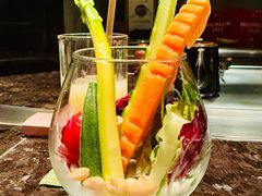 多彩色拉-Ginza Onodera铁板烧(外滩十八号店)