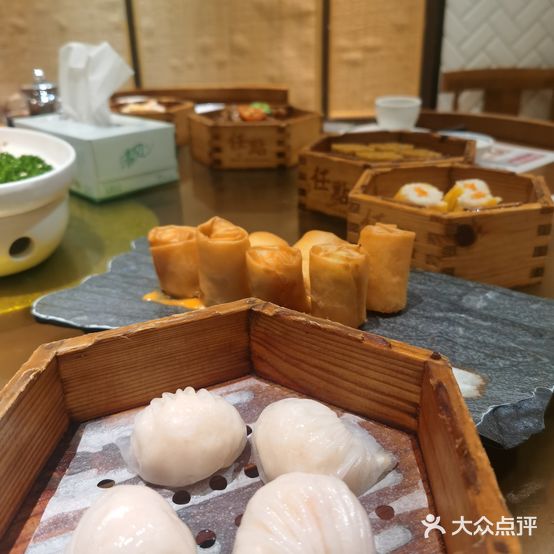 任點·港式茶点·饰品粤菜(和业广场店)