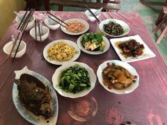 -小鱼草莓采摘园农家乐·小鱼餐厅