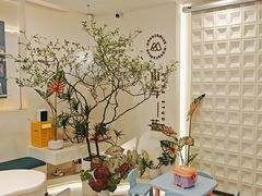 -山与蓝·轻糖鲜果蛋糕(勒泰店)