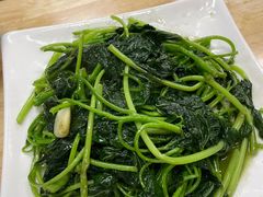 -盛燕泥丁粥