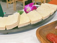 -椰子湾·海南火锅·糟粕醋·椰子鸡(正大广场店)