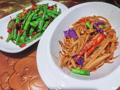 口味莲藕-缪氏川菜(深圳北站缤果空间店)
