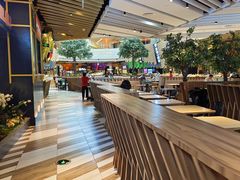 -CityOn熙地港（西安）购物中心