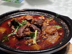 -土砂锅生态山庄·非遗砂锅雅鱼