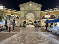 -佛罗伦萨小镇广佛名品奥特莱斯(疏港路店)