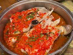 汗蒸剁椒水库鱼头-洞庭土菜小炒馆(易发广场店)