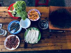 虾，牛肉，鱿鱼，金针菇-瓦片烤肉(13号店)