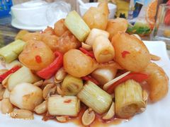 宫保虾球-烁佳海鲜大馅饺子
