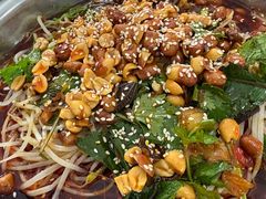 -周良天山牛杂城(天山路总店)