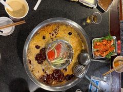 -邓莽子老火锅(中兴路总店)