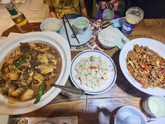 -黄泥岗·地道湖北菜(奥特莱斯店)