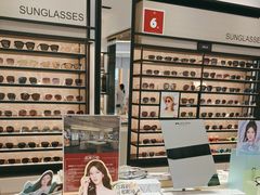 -博士眼镜集团石人工眼镜(虹口万泰店)