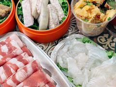 -顶上头•螺蛳粉火锅(德思勤复地星光店)