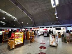 -日上免税店(三径路t3店)
